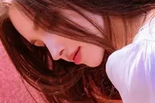 网红司晓迪凌晨爆料18张图后道歉Poka晒聊天记录反击真相何在？
