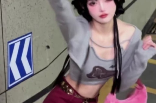 一天曝5大瓜！被抓进去、深夜泡酒吧、全身整容赵丽颖最意外